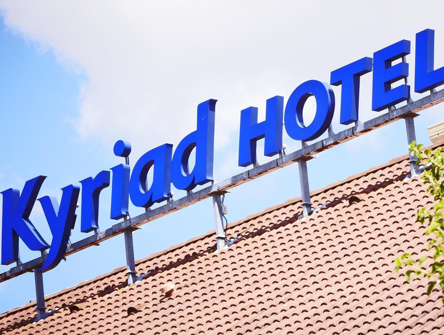 Kyriad Sadurengas Hotel Tanah Grogot Екстер'єр фото